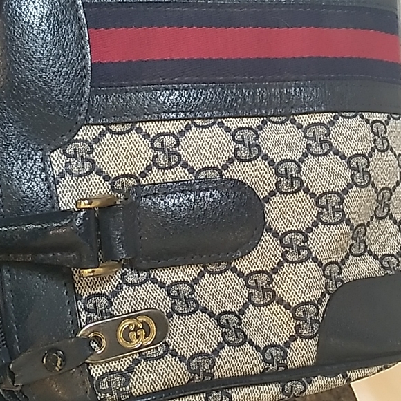 SOLD~Gucci Sherry Line Boston Bag - Picture 2 of 12